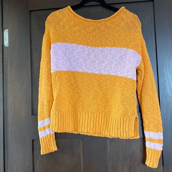 GAP Sweaters - Gap sweater
